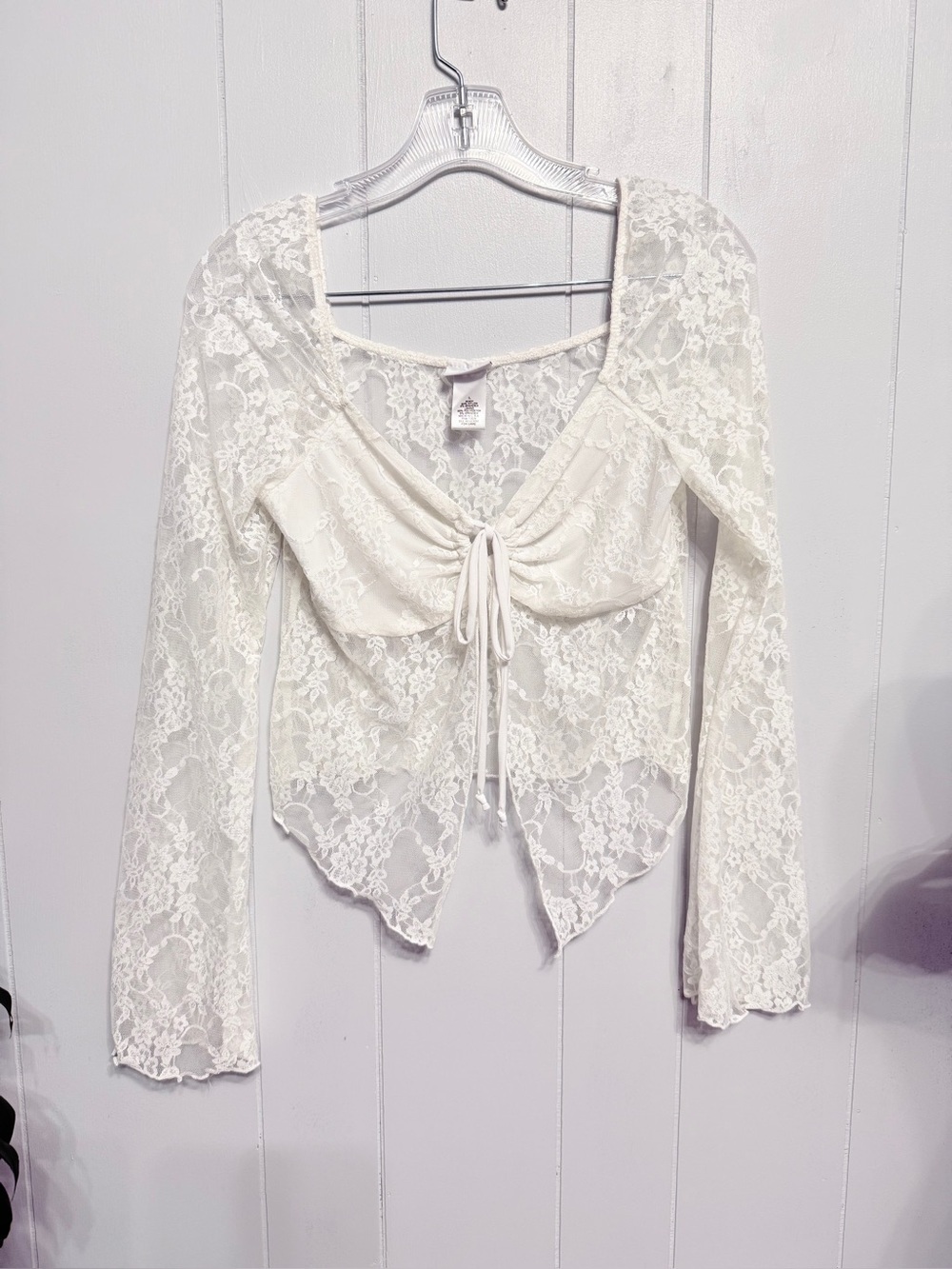 #12) Rue21 White Floral Lace Long-Sleeve Open V-Neck Blouse
